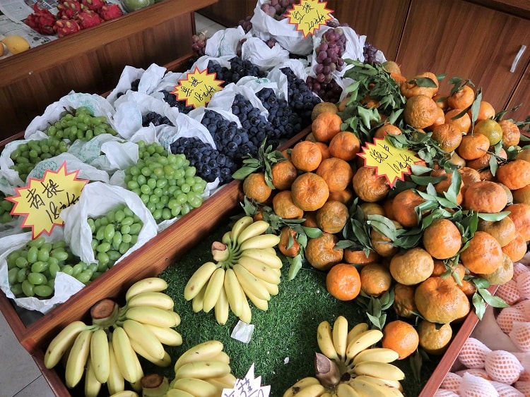 Fruit for sale in China